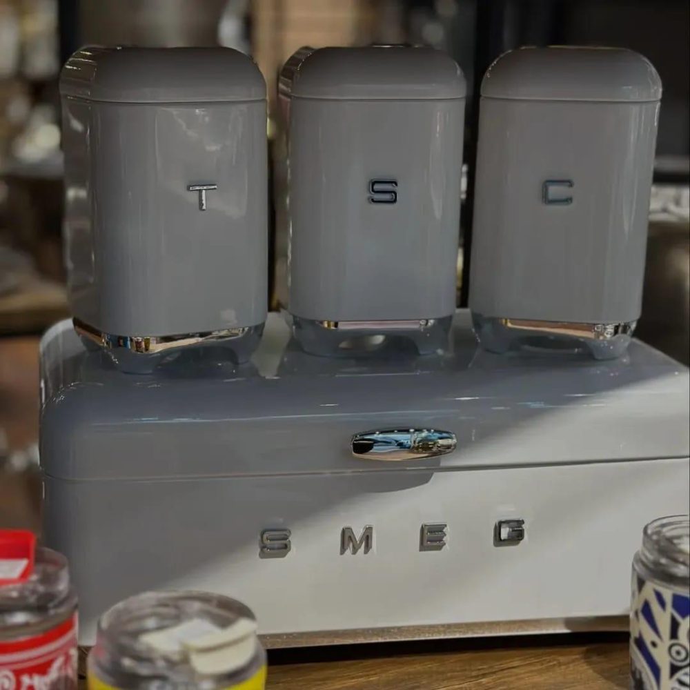 Smeg bread storage canister