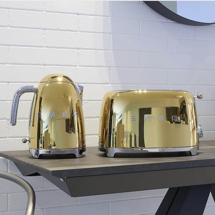 Smeg metallic combo kettle and toaster